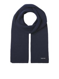 Mørkeblå strikket halstørklæde med ribbet tekstur, der har et logo mærke i hjørnet. Stoffet er blødt og strækker sig jævnt over hele længden.