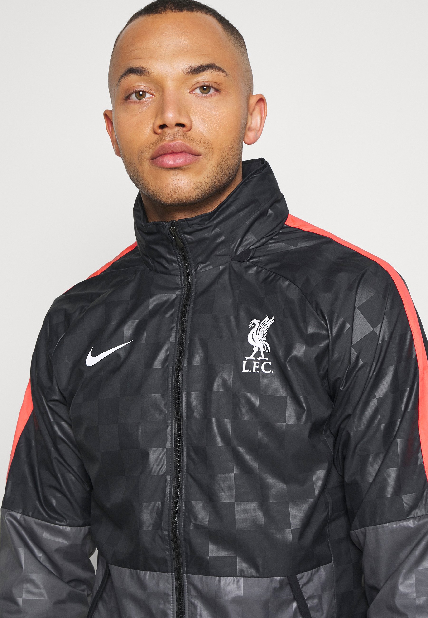 Herrer LIVERPOOL FC - Klubtrøjer Herrer LIVERPOOL FC - Klubtrøjer