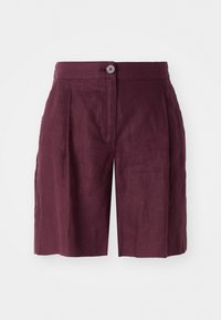 NAIRA CLARITTA  - Short - fudge