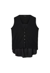 Czarny bezrękawnik z dekoltem w serek, zapinany na guziki, o miękkiej dzianinowej fakturze, nałożony na czarną satynową bluzkę z nieco dłuższym dołem.