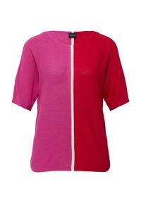 Korte mouw top met een kleurblok ontwerp in roze en rood, met een verticale witte lijn die langs het midden loopt. Zachte textuur.