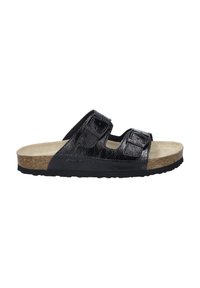 Zwarte sandalen met twee verstelbare gespen, gestructureerd synthetisch bovenwerk, kurken voetbed en rubberen zool. Het zijaanzicht toont een ronde teenontwerp.