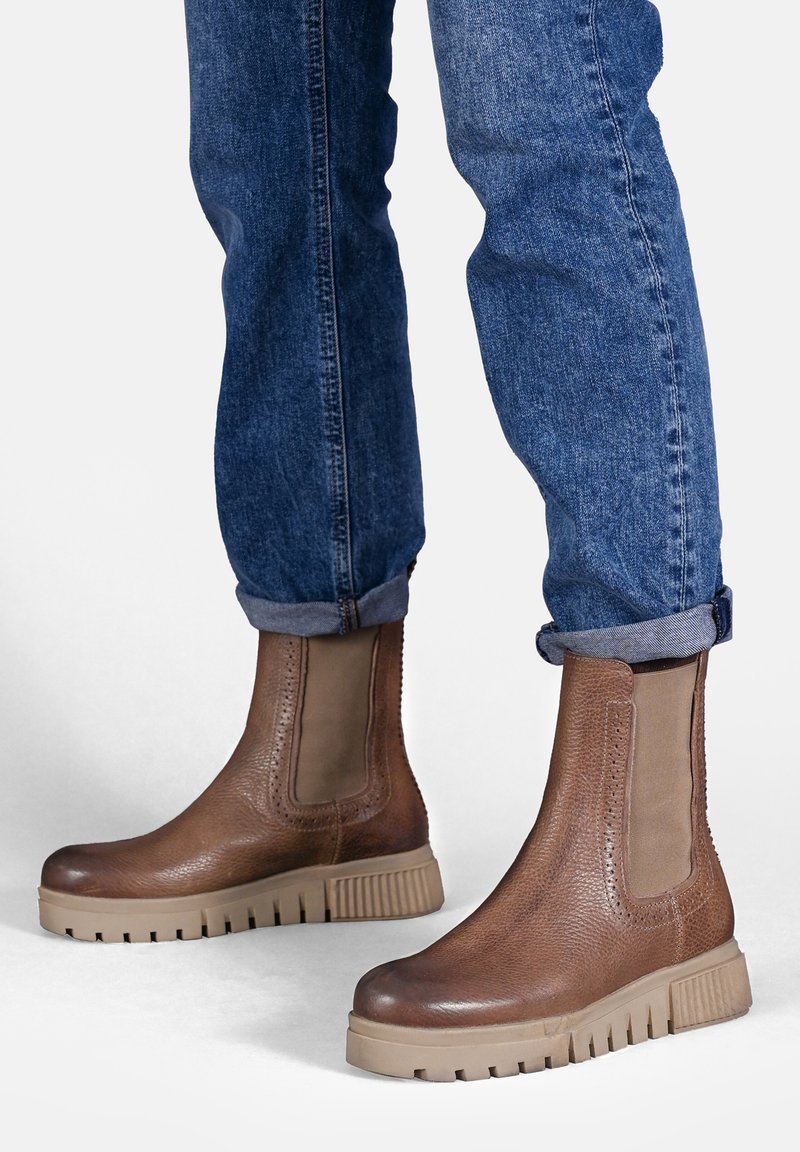Crickit CHELSEA NAIKA - Plateaustiefelette - taupe - Zalando.de