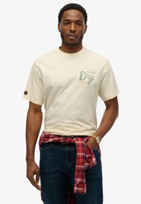 Superdry & Co TAP ROOM  - Camiseta estampada - dusty white