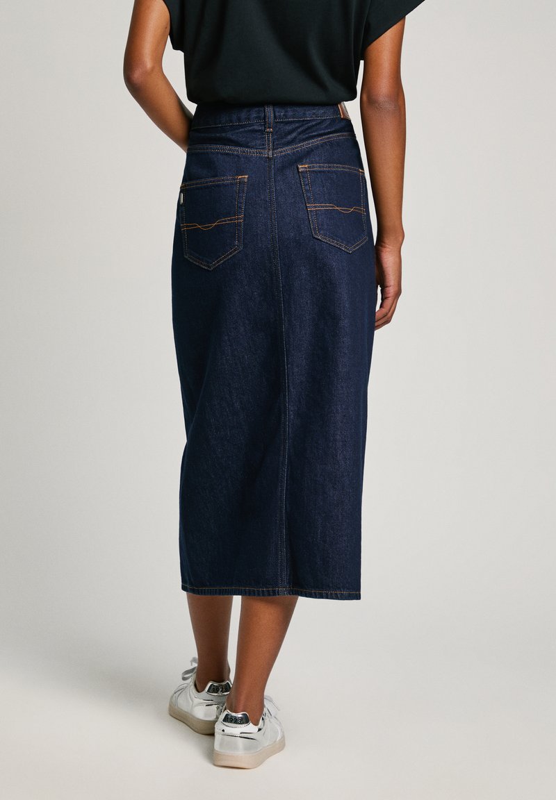 Boutique STELLA MCCARTNEY Jupe à boutons en jean stretch bleu moyen Prix boutique 345€ Taille 36