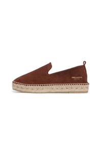 Unselected, red brown suede
