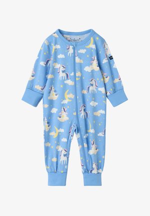 Lyseblå pyjamasdragt med enhjørninge- og stjernemønster, lange ærmer og lynlås foran. Blødt stof og manchetter ved håndleddene.
