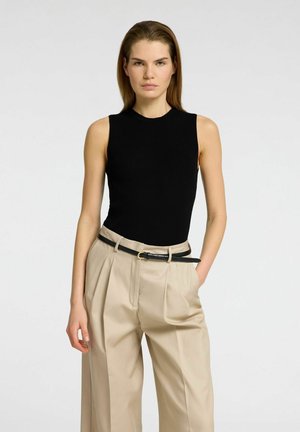 Top - black