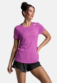 Unselected, hyper violet-white reflective