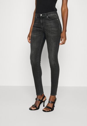 Vaqueros pitillo - grey denim