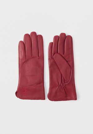 Rote Lederhandschuhe mit fünf Fingern, ausgestattet mit einer glatten Textur, gerafften Nähten am Handgelenk und einem dezenten geprägten Logo.