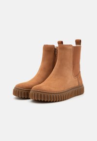 Clarks TOR HILL TOP UNISEX - Botines - light tan