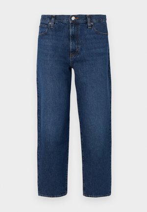 Jeans de mezclilla azul oscuro con un ajuste relajado, piernas rectas, diseño de cinco bolsillos, cierre frontal con botón y detalles de costura sutiles.