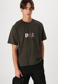 Pal Sporting Goods COWBOY CAMPING UNISEX - Tričko s potlačou - deep brown