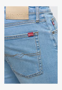 Sélectionné, pastellblau