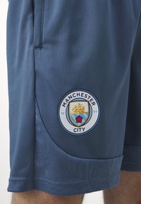 Puma MANCHESTER CITY TRAINING SHORTS - Klubu apģērbs - inky blue/magic blue