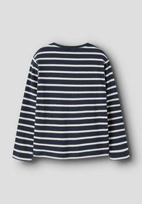 Langärmliges Oberteil mit marineblauen und weißen Streifen, rundem Ausschnitt und lockerem Schnitt. Weicher Stoff mit gleichmäßigen horizontalen Streifen durchgehend.