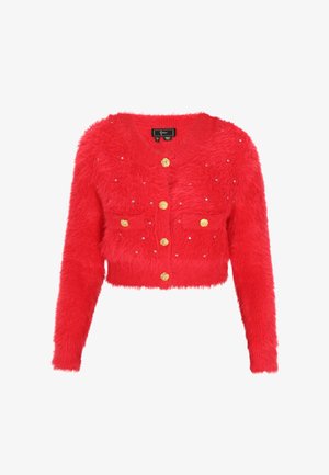 Cárdigan corto de felpa roja con mangas largas, botones dorados en la parte delantera y en los bolsillos, adornado con pequeños strass claros.