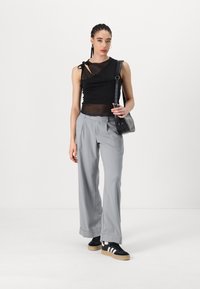 Even&Odd Topper - black