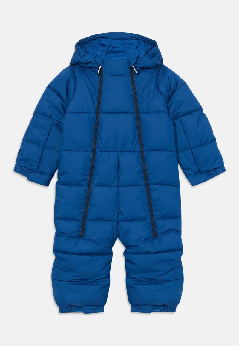 Macacão de neve azul com capuz, apresentando dois fechos de correr frontais, seções acolchoadas e punhos elásticos nos tornozelos e pulsos.