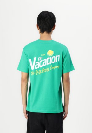 On Vacation LEMONADE UNISEX - Print T-shirt - mint leaf