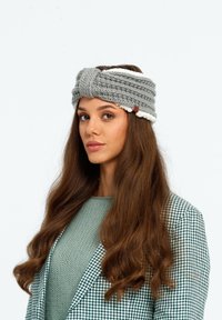 Bickley+Mitchell Oorwarmers - grey