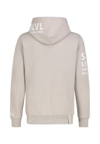 Hellbeiger Hoodie aus weichem Stoff. Verfügt über eine Kapuze mit Kordelzug, gerippte Bündchen und große weiße Textgrafiken auf den Ärmeln und dem Rücken.