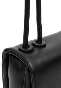 MISAKO PUFLY  - Skuldertasker - black