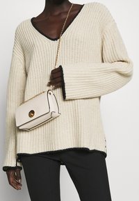 Coccinelle Borsa a tracolla - white