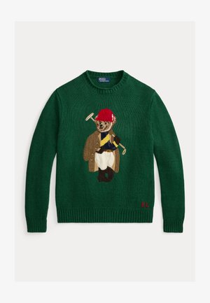 Vihreä neulottu villapaita, jossa yksityiskohtainen kirjailtu kuvio, jossa karhu takki päällä ja hattu päässä, resorit hihansuissa ja helmassa. Punainen "R.L."-koriste.