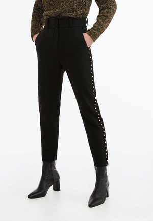 Pantaloni - black