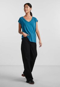 Pieces T-shirt basique - deep lagoon