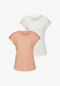 Unselected, peach creme