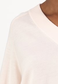 Repeat - Sweter