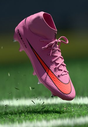 Nike Performance MERCURIAL SUPERFLY 10 ACADEMY AC - Pehme pinnase jalgpallisaapad - magic flamingo/black/total crimson