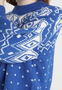 Monki Pullover - blue