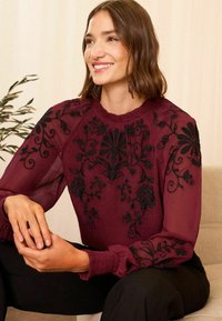 Love & Roses EMBROIDERED - REGULAR FIT - Palaidinė - red