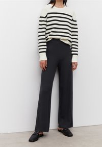 Marc O'Polo Maglione - white