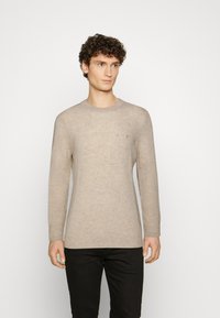 Farah BIRCHALL CREW - Camisola - straw beige