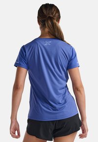 2XU Športové tričko - marlin hydrangea reflective