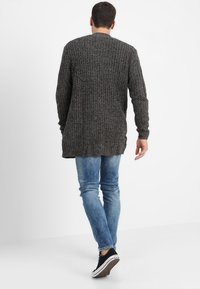 Zalando Essentials Strickjacke - mottled dark grey