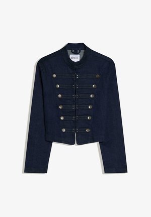 Navyblauw cropped jack met staande kraag, decoratieve horizontale bandjes en zilveren knoopdetails aan de voorkant, lange mouwen, van Bershka.