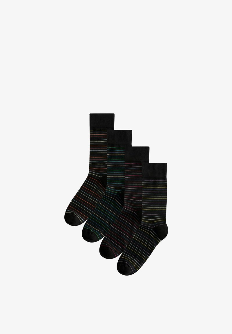 Quatre paires de chaussettes noires avec de fines rayures multicolores. Le matériau semble lisse avec un bord côtelé et un renfort à la pointe.