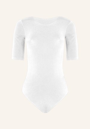Bodysuit blanc avec un col rond, des manches courtes et une texture lisse et extensible, présentant une silhouette ajustée et un dos en tanga.