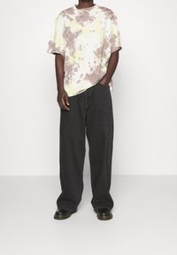 Weekday Baggy-farkut - black