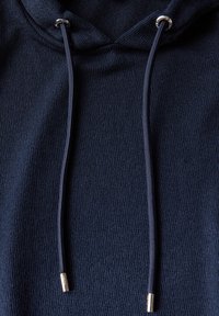 Thumbnail Image 5