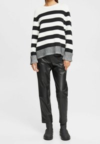 Esprit Sweter