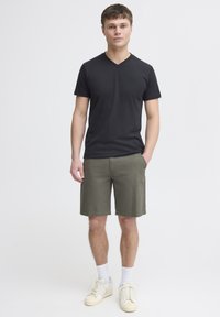Solid SDTHEMENT - Shorts - dark grey