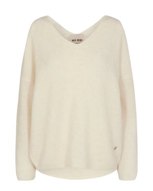 Pull en tricot couleur crème avec un décolleté en V, des épaules tombantes et une coupe décontractée. Présente une texture douce et un petit logo accentué sur le côté.
