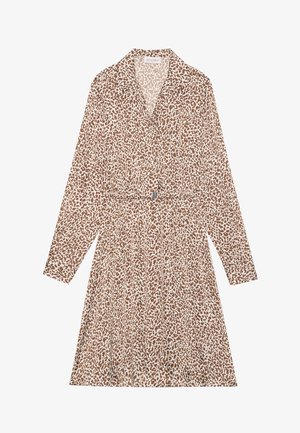 Braunes und cremefarbenes Leopardenmuster-Kleid mit Kragen, langen Ärmeln, tailliertem Bund und fließendem Rock.